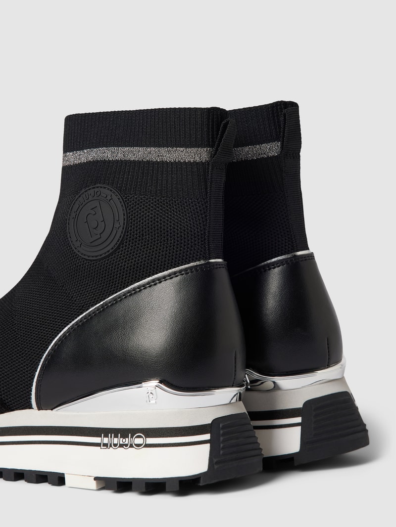 Sock-Sneaker mit Label-Patch Modell 'WONDER' in schwarz