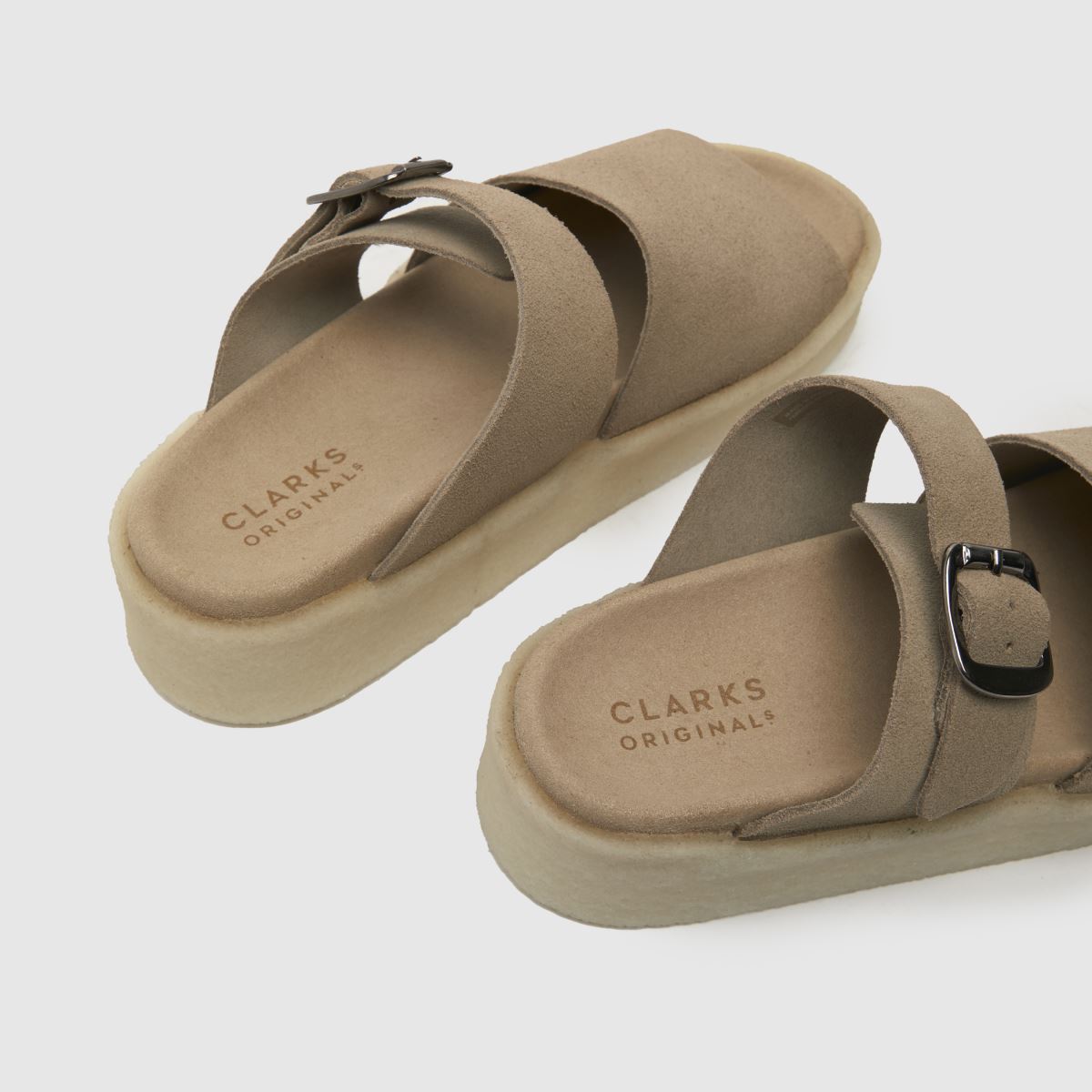 Clarks Originals – Beige sandaler i crêpe