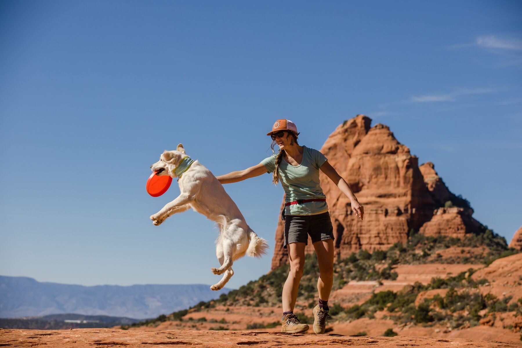 Ruffwear Frisbees & Wurfspielzeug Ruffwear Camp Flyer™ Spielzeug rot