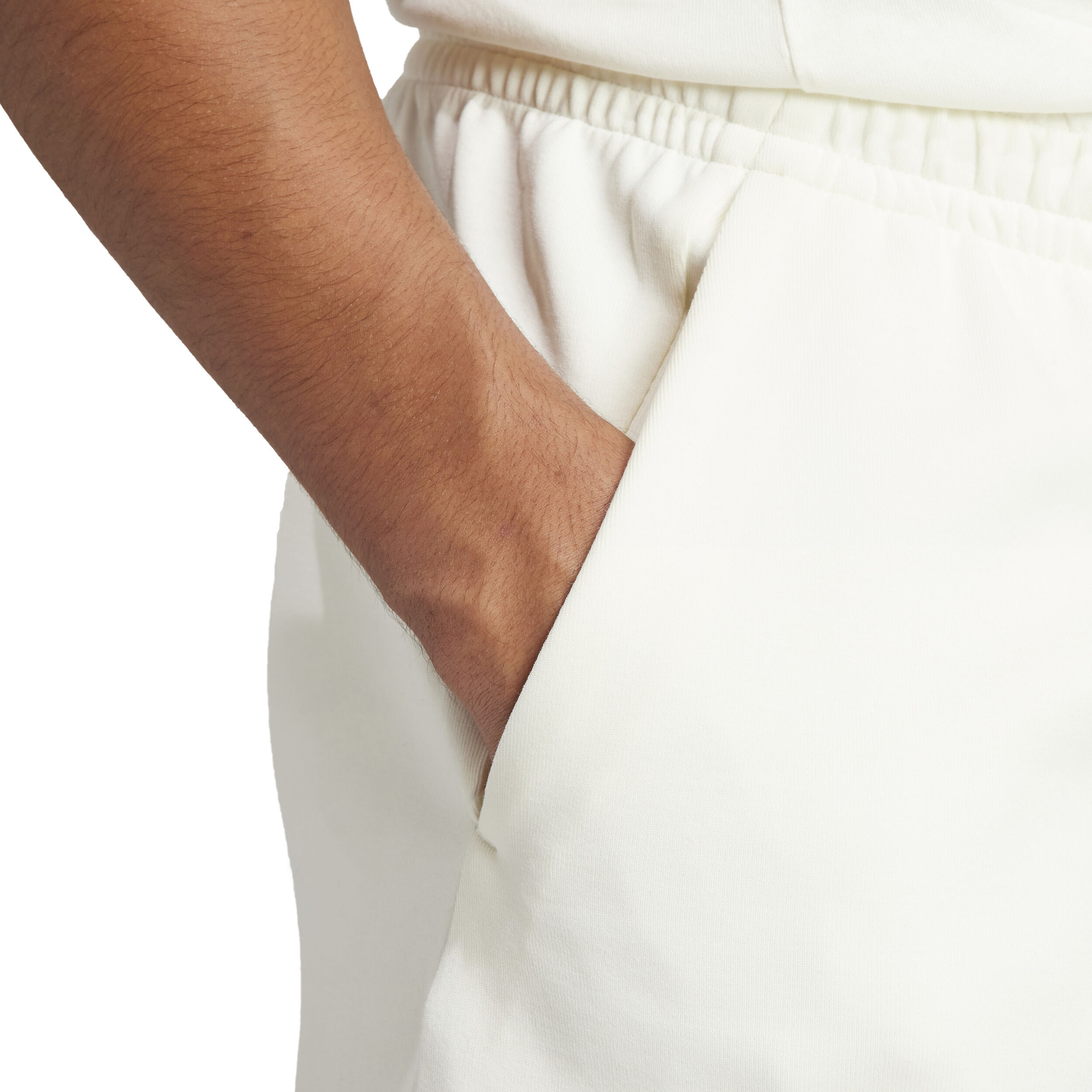 Future Icon Badge Of Sport Shorts Herren - Creme, Rot