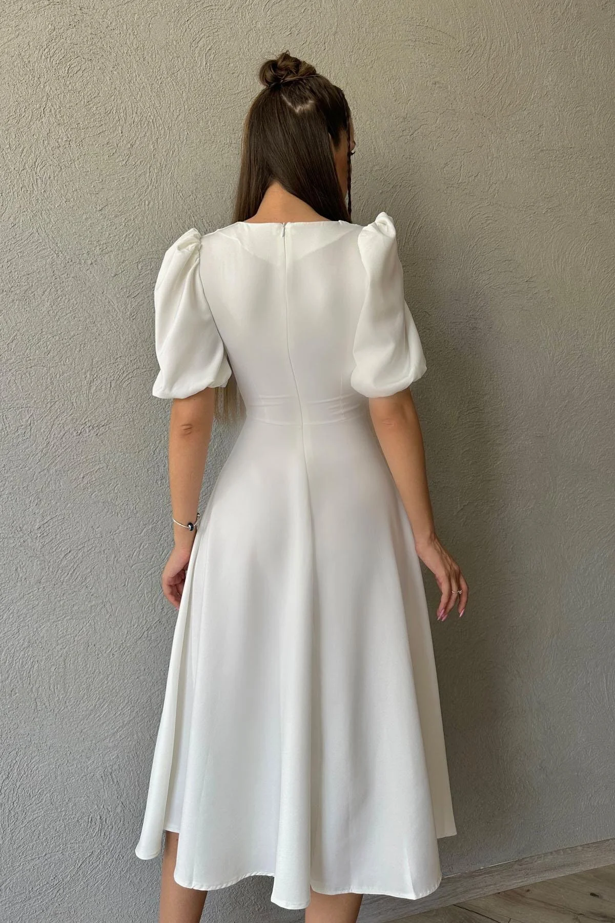Afiş Butik  Weißer Rock mit Rundhalsausschnitt und Ballonärmeln, ausgestelltes Premium-Kleid in Midi-Länge