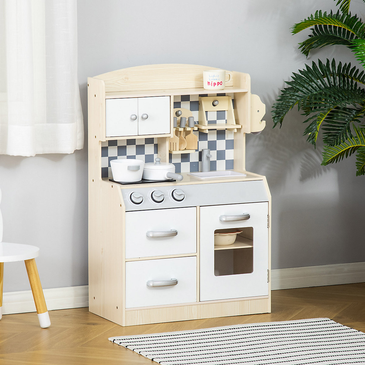 Kinderküchen mit Kochgeschirrzubehör