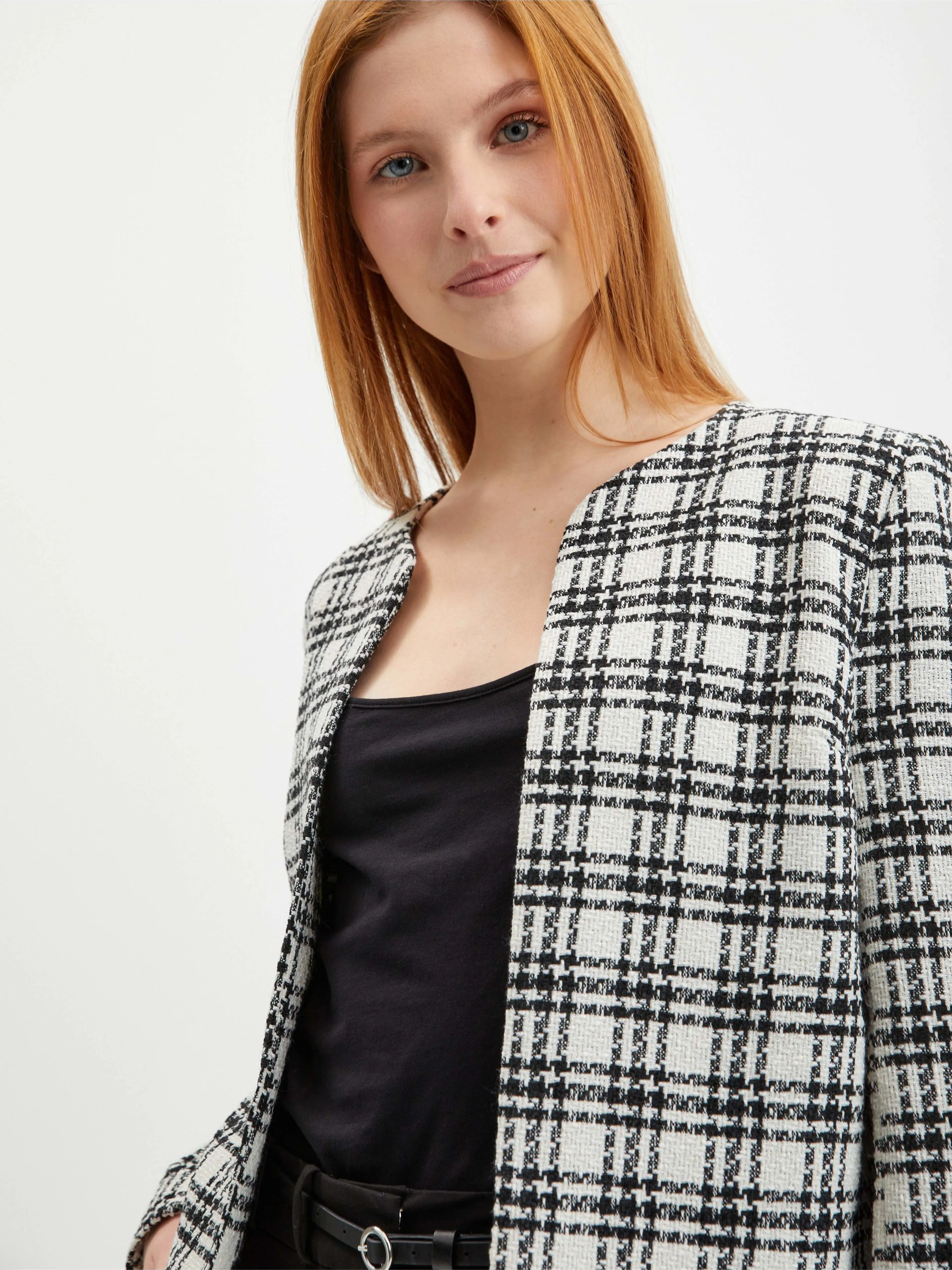 Schwarz-weiß karierte Damenjacke ORSAY