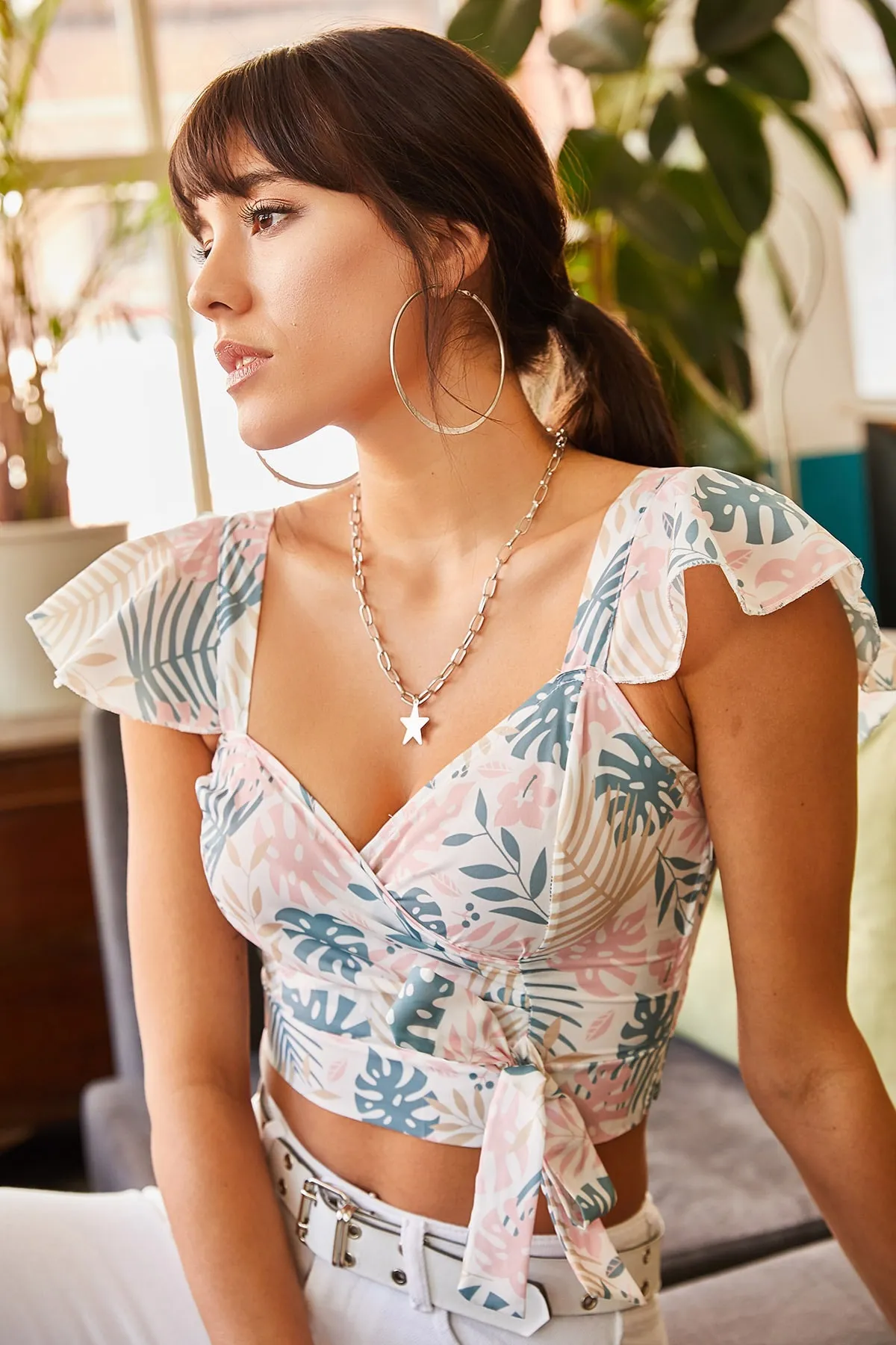 Olalook  Damen-Bluse aus Krepp in Ecru mit seitlichem Reißverschluss und detailliertem Moschee-Motiv BLZ-19001463