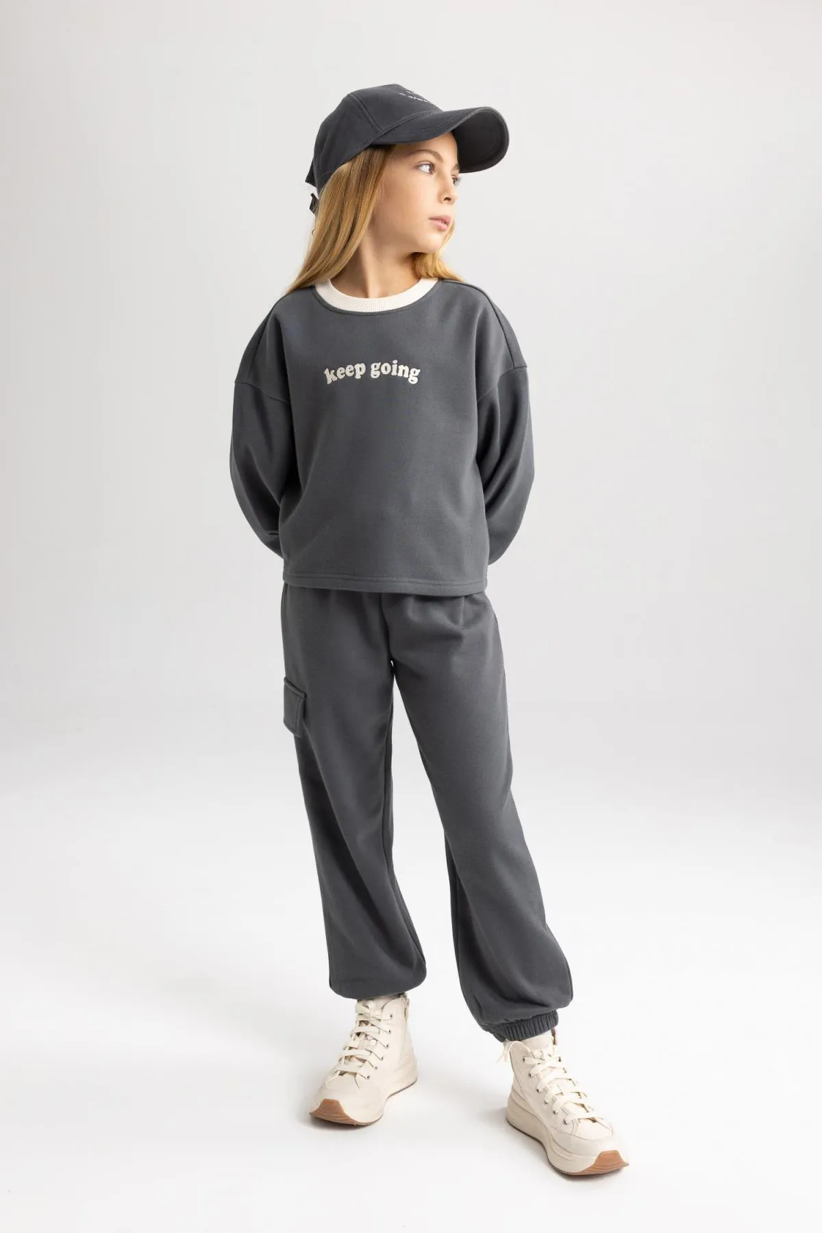 DeFacto  Bedrucktes Sweatshirt-Jogginghose-Set für Mädchen, 2-teilig