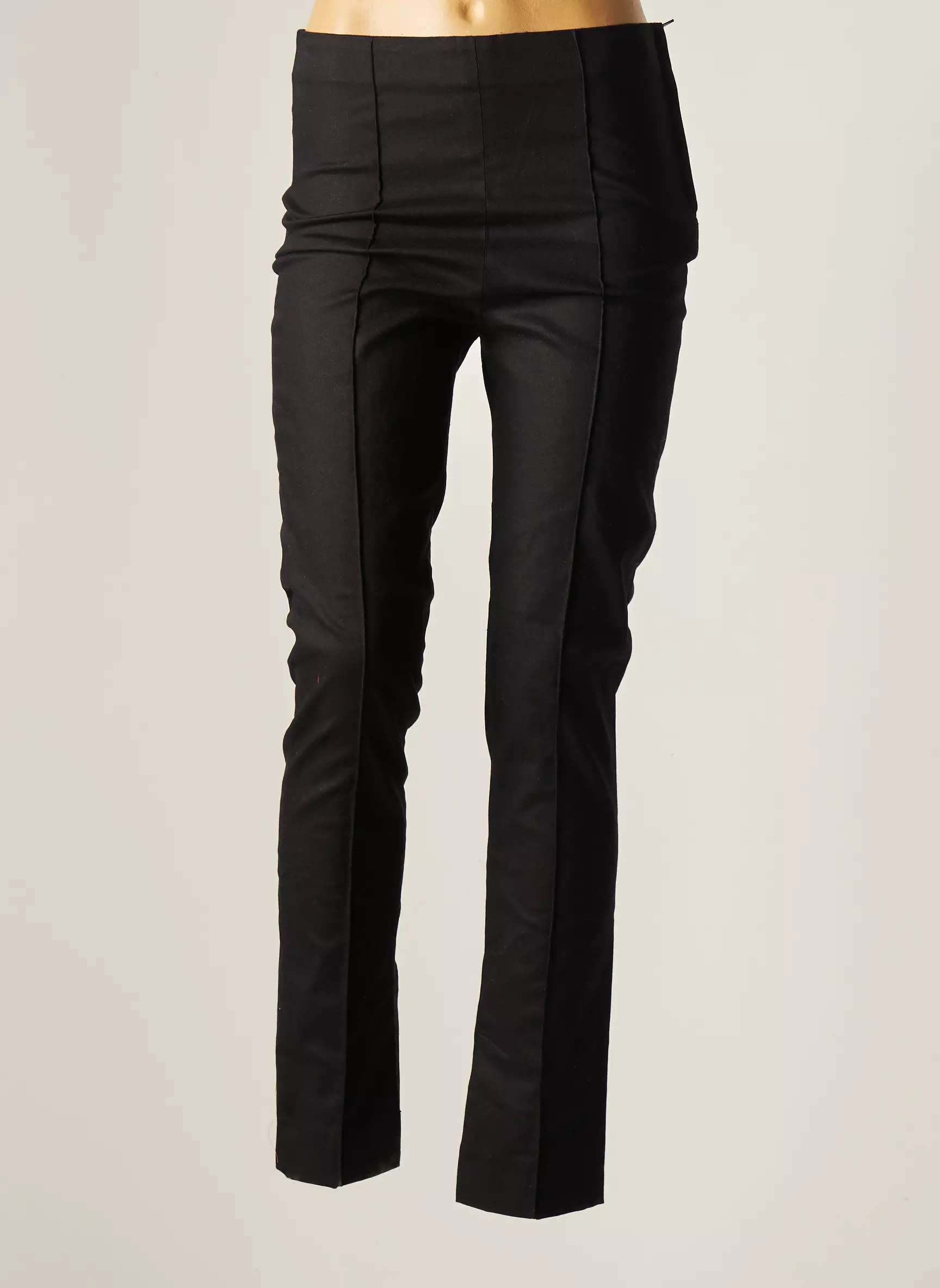 Astrid Black Label Pantalons Slim Femme couleur noir
