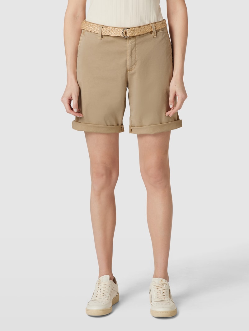 Shorts mit Gürtel in sand