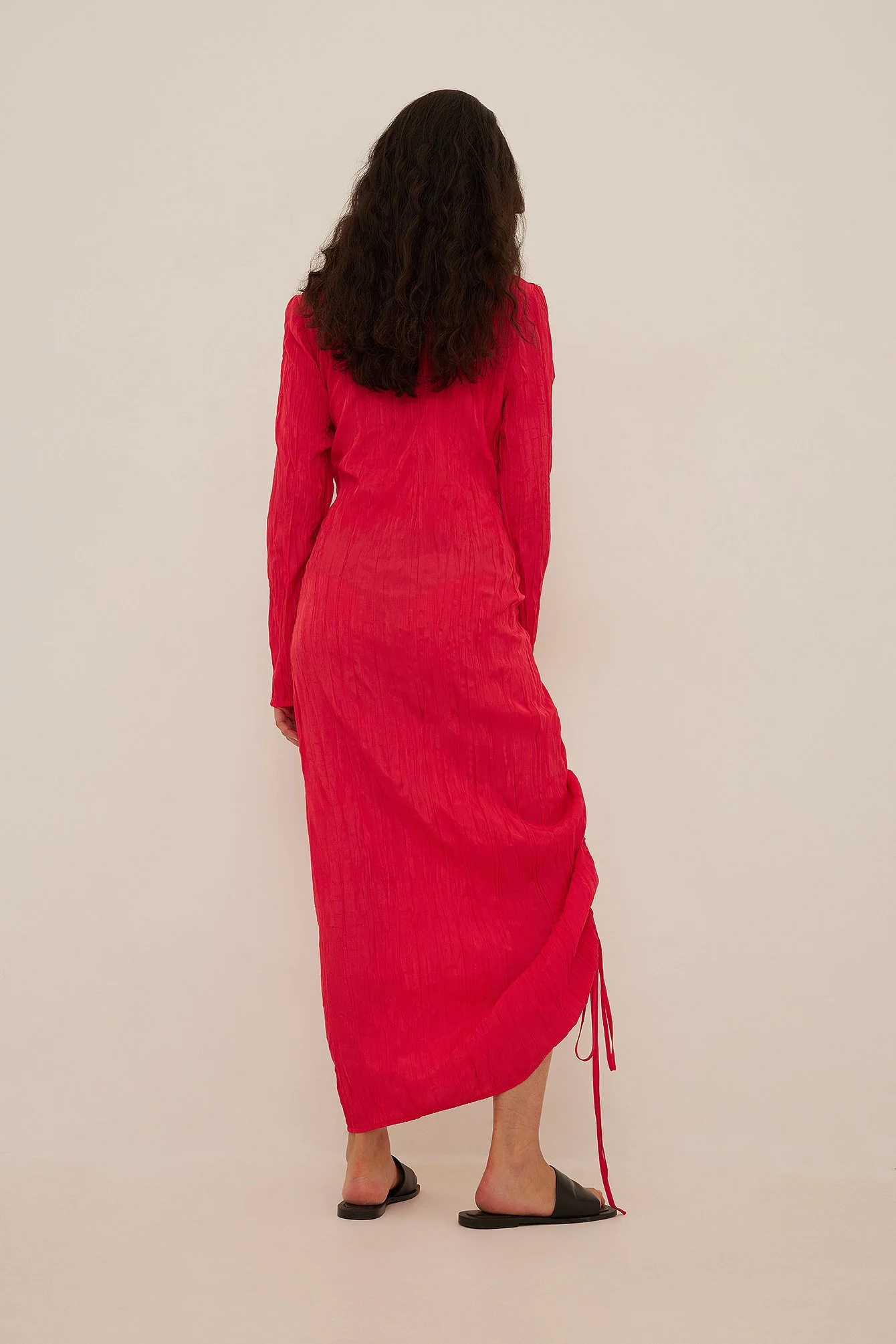 Maxikleid mit Lochdetails