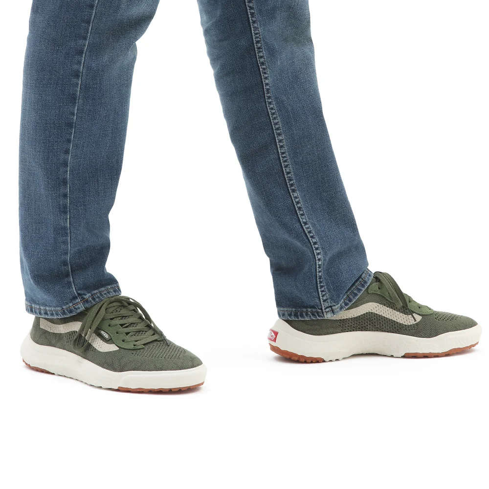 Vans Ultrarange Vr3 VN0A4BXBE021 / grün