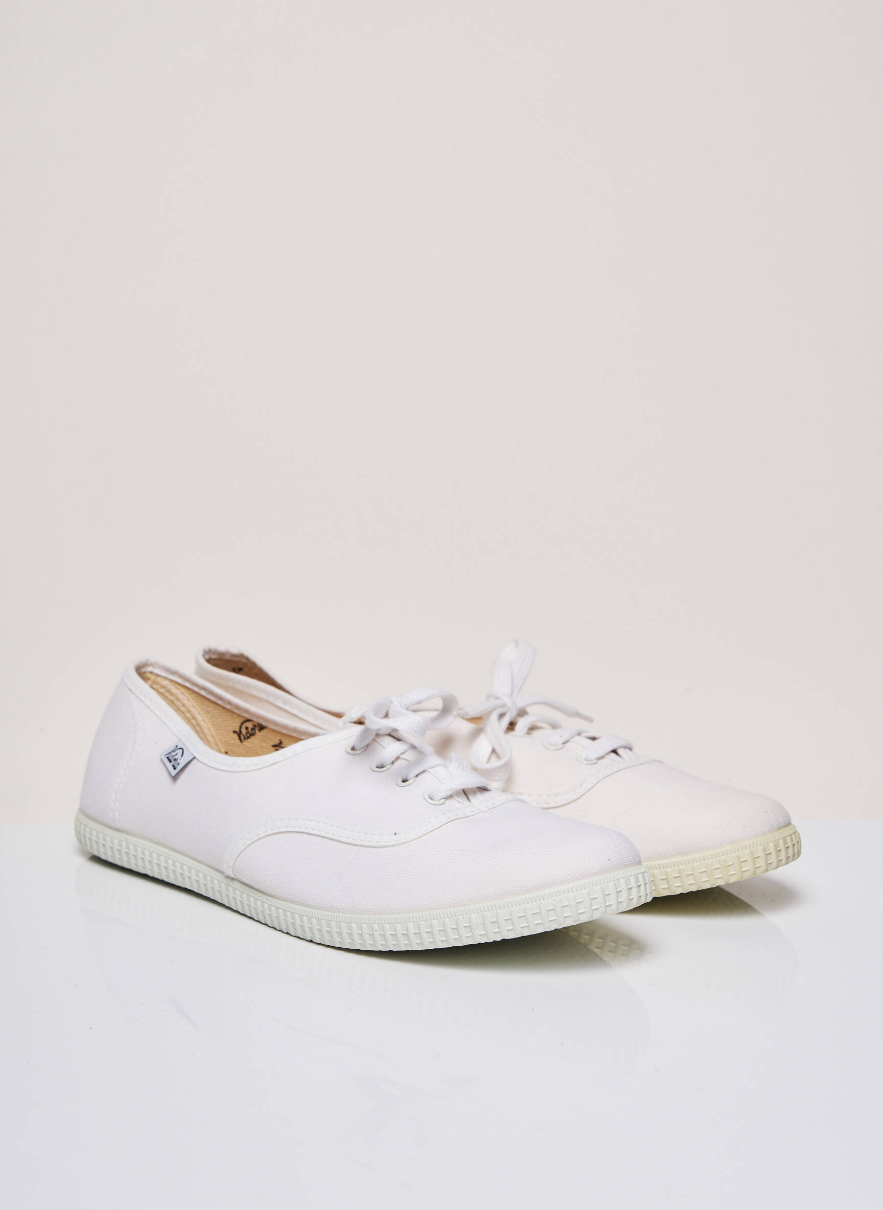 Victoria Baskets Femme couleur blanc