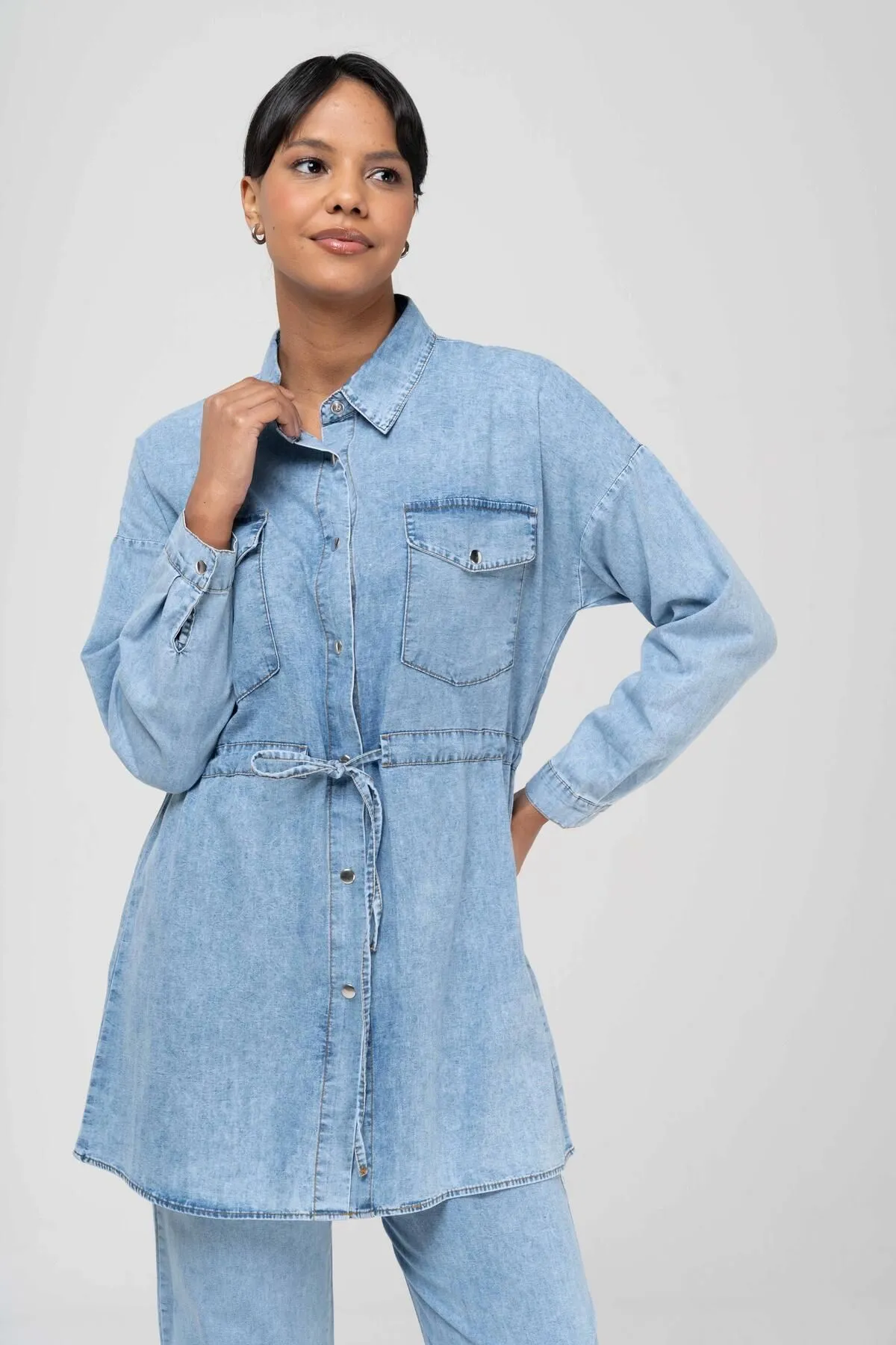 Olcay  Tuniği Kordelzug Taille Hose Dünne Denim Set mit Elastische Taille BLAU 9226-TK