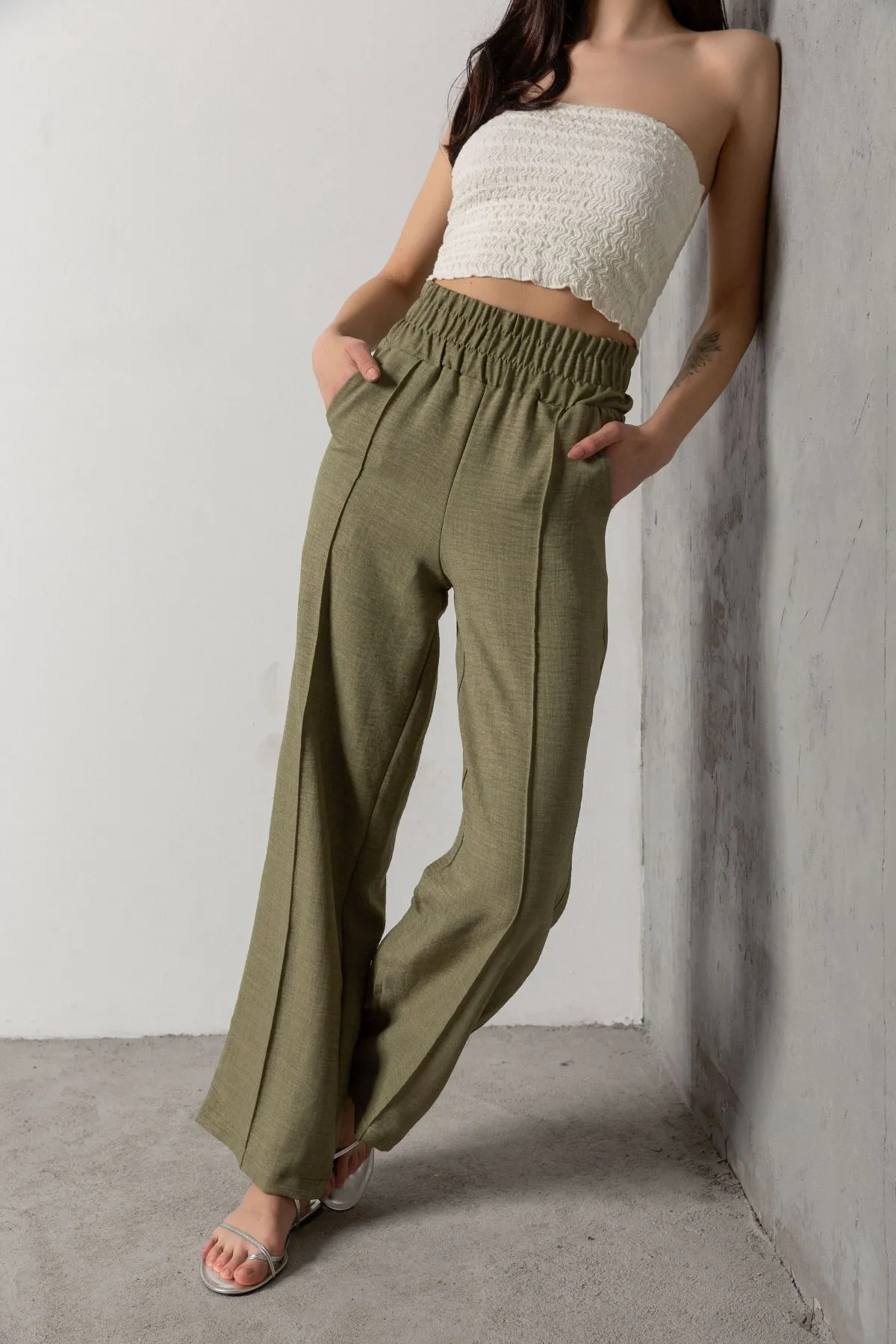 Domoda  Dekorative elastische Taille Weites Bein Doppeltasche Baumwolle Damenhose @Como