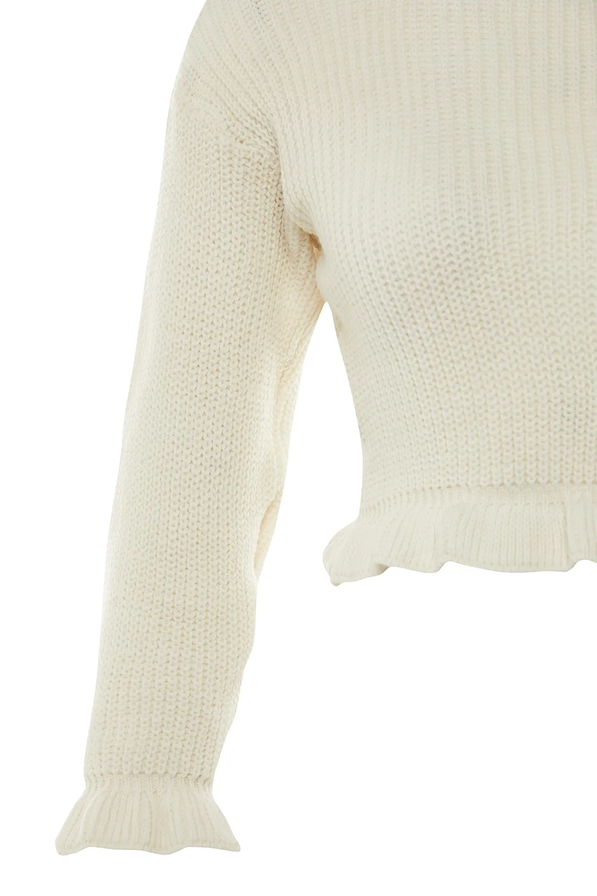 Trendyol Collection  Kurzer Strickpullover in Ecru TWOAW22KZ0530