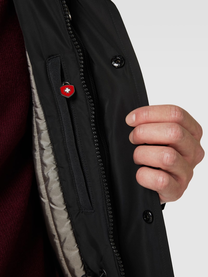 Funktionsjacke mit Reißverschlusstaschen Modell 'HALIFAX' in schwarz