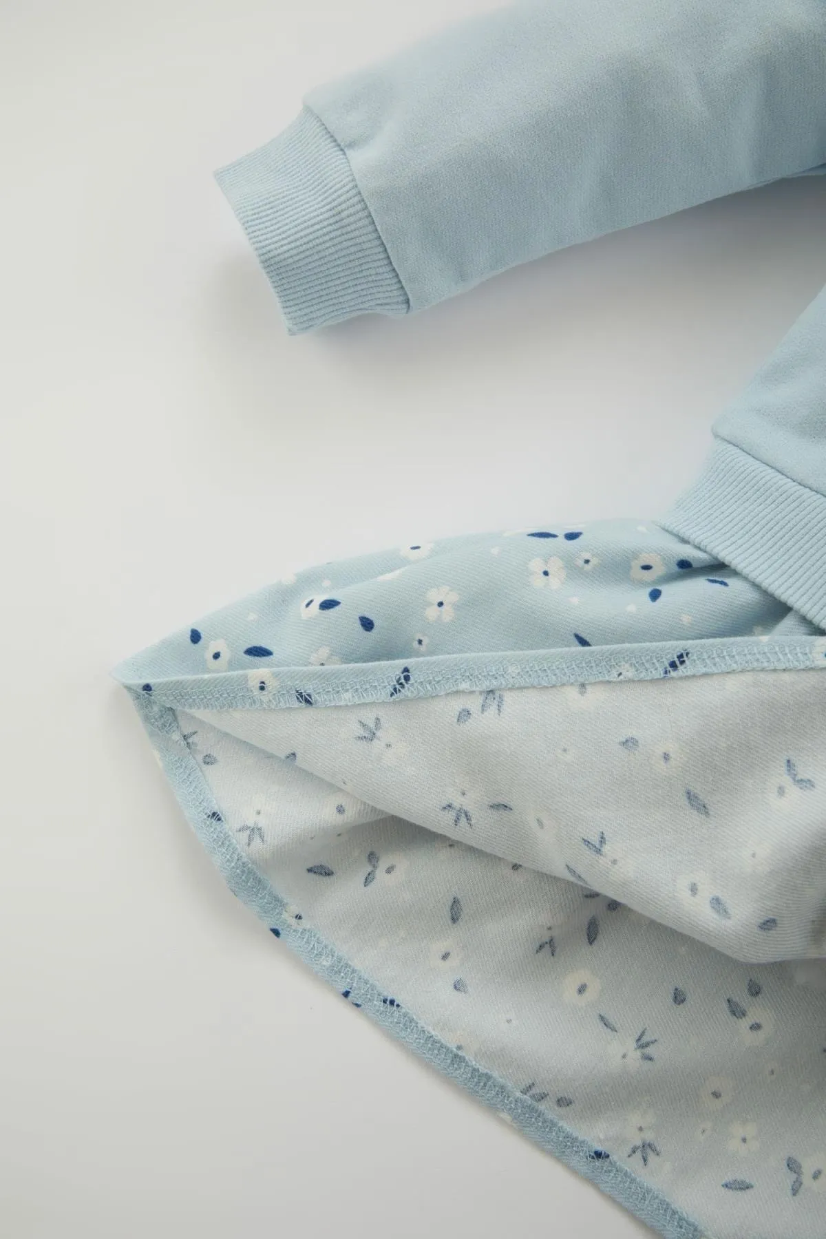 DeFacto  Geblümtes Langarmkleid für Babys