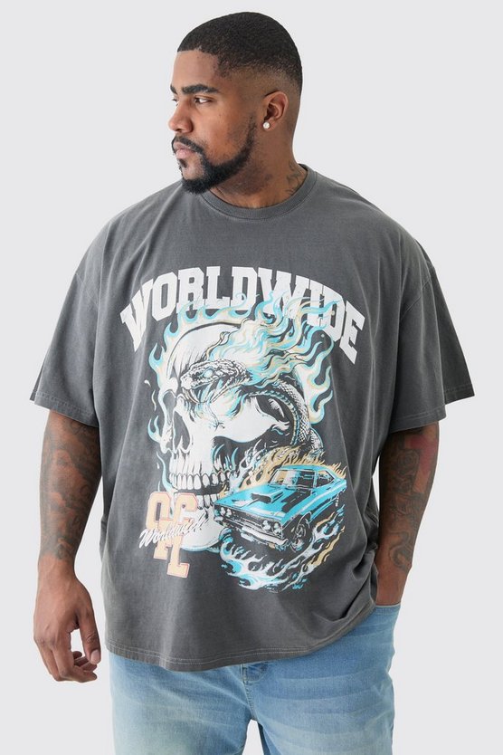 Plus Worldwide Gothic T-Shirt mit Acid-Waschung