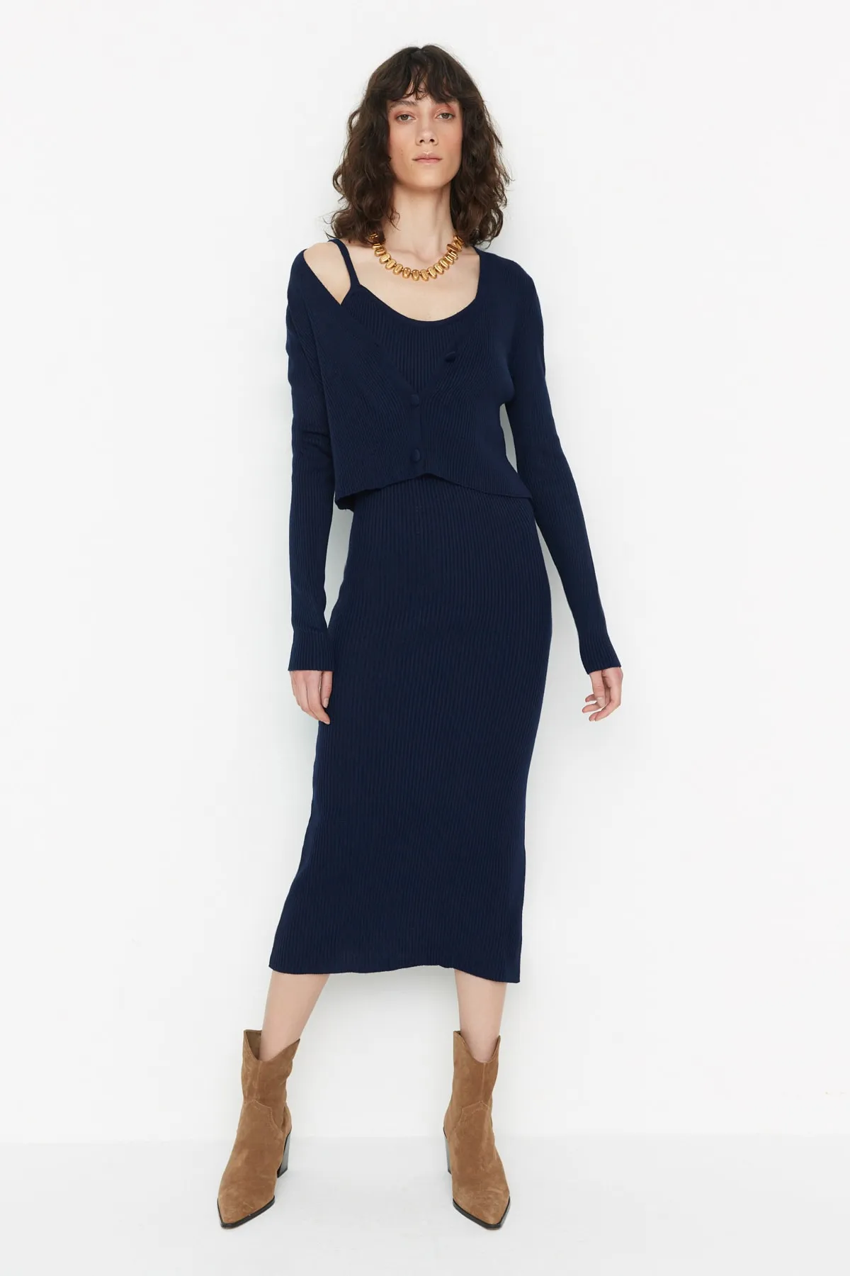 Trendyol Collection  Marineblaues, tailliertes Midi-Strick-Cardigan-Kleid-Set TWOSS21EL0208