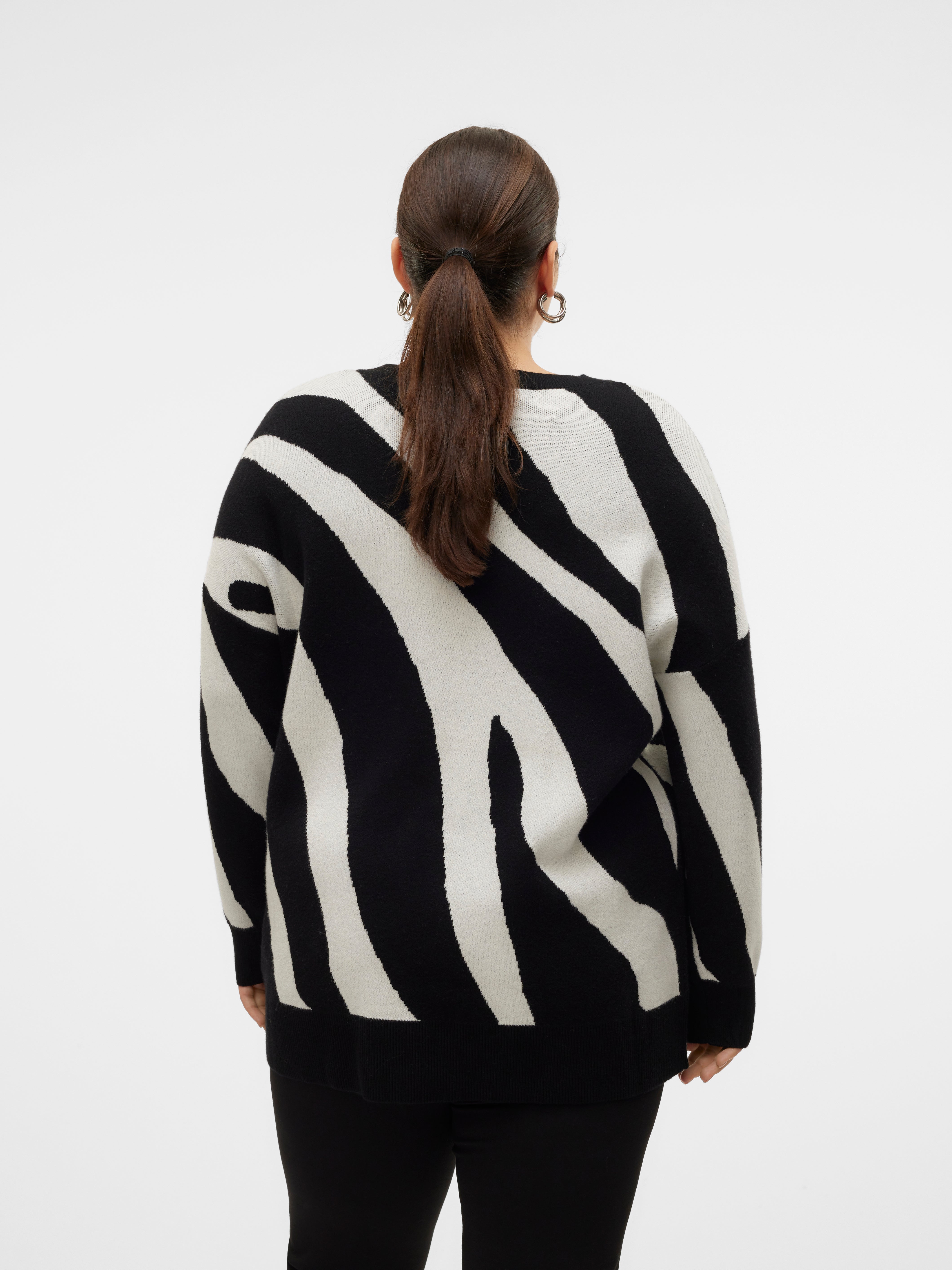 VMCNANCY Pullover