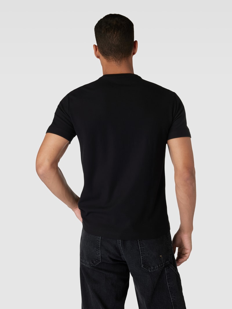 T-Shirt mit Label-Patch Modell 'PJRYZ' in schwarz
