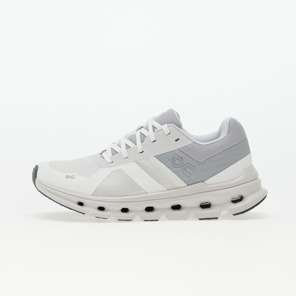 ON Cloudrunner Wide 56.99008 / weiss