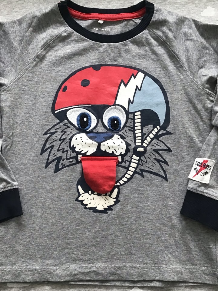 name it Longsleeve 