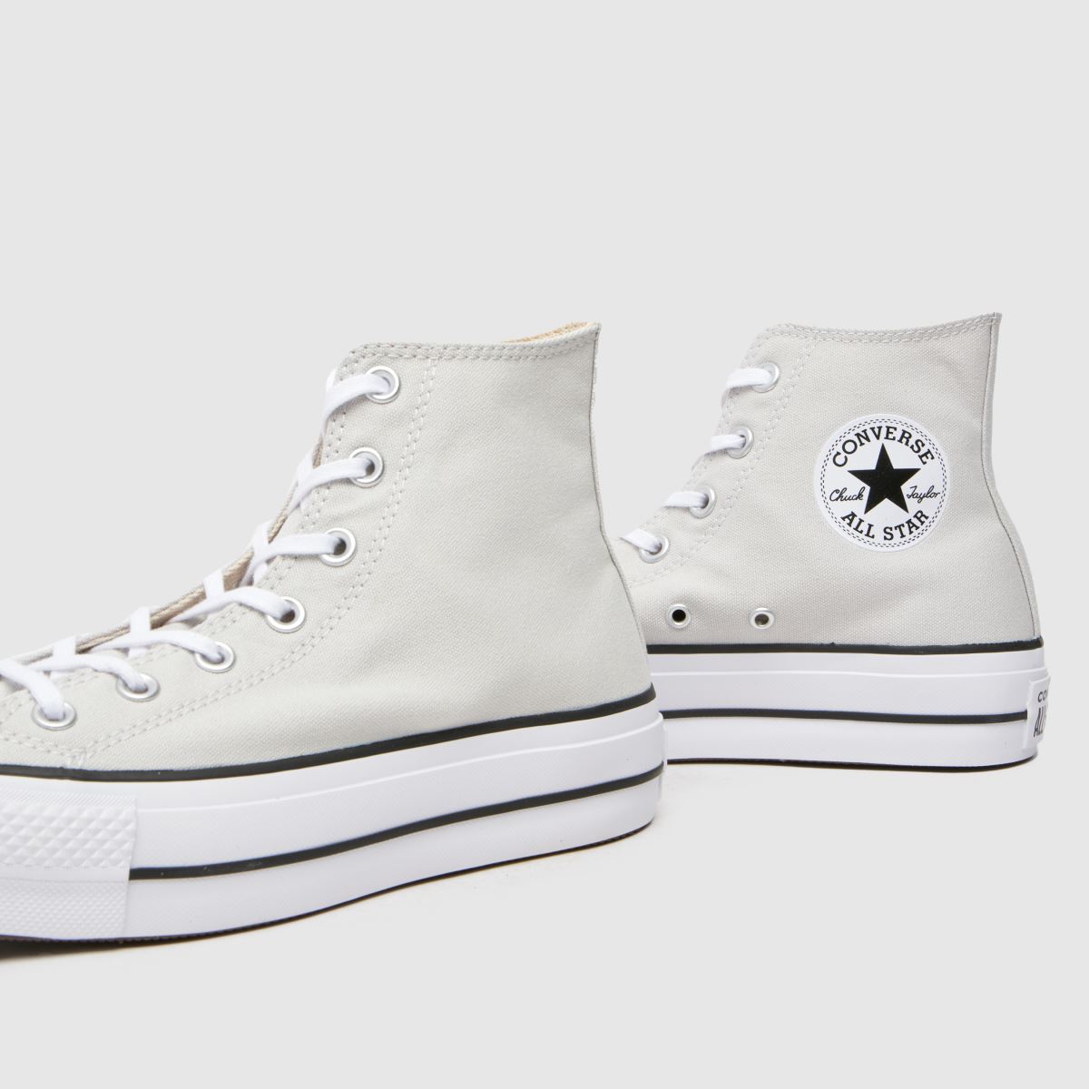 Converse – All Star – Ljusgrå höga sneakers