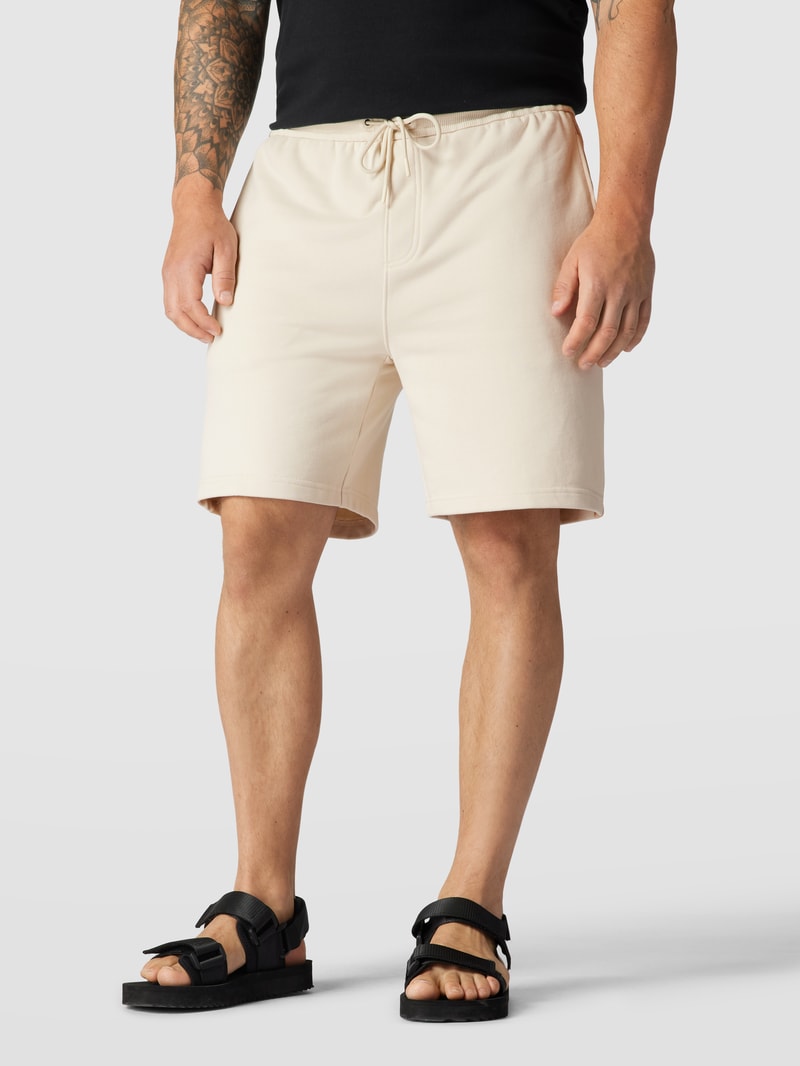PLUS SIZE Sweatshorts mit Galonstreifen in offwhite