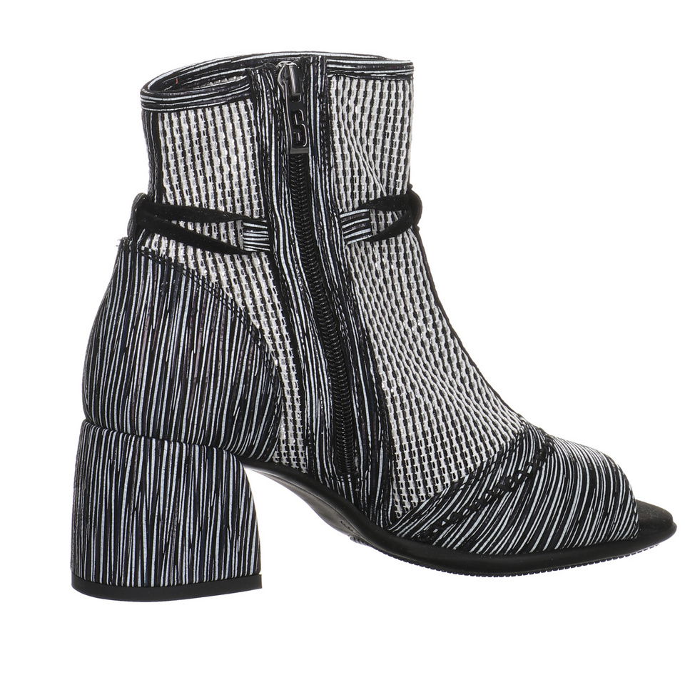 Simen Stiefelette