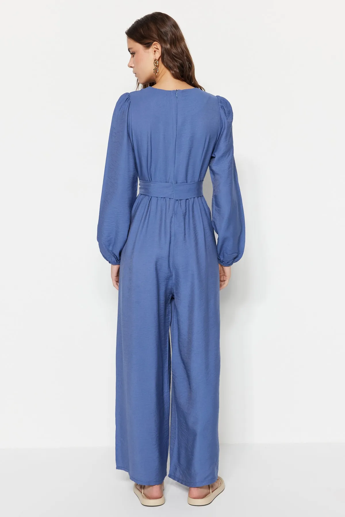 Trendyol Modest  Indigofarbener, gewebter Overall mit weitem Bein und Gürtel und Streifendetails TCTSS23TL00012