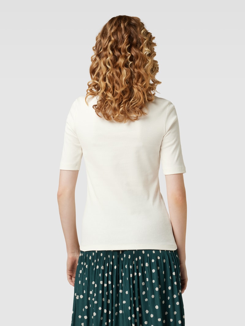 T-Shirt in Feinripp-Optik in offwhite