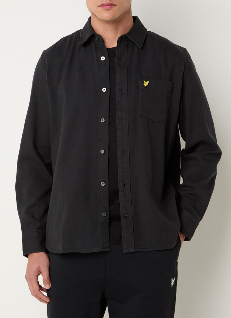 Lyle & Scott košulja od vunene tkanine regularnog kroja s džepom na prsima i vezom logotipa
