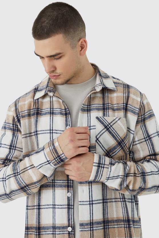 Tall langärmliges kariertes Overshirt