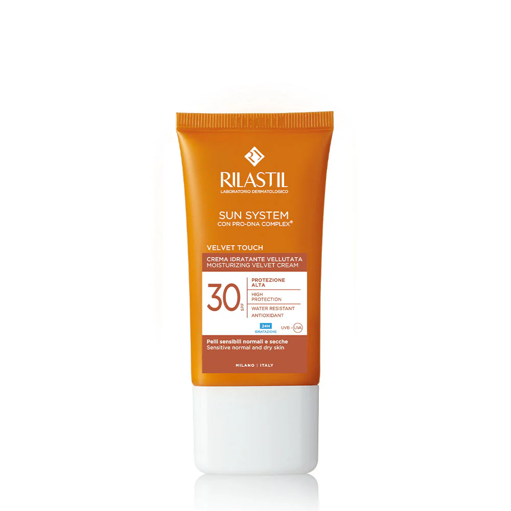 Sun System Velvet Touch SPF30 - Cremă de protecție solară pentru față cu protecție ridicată.
