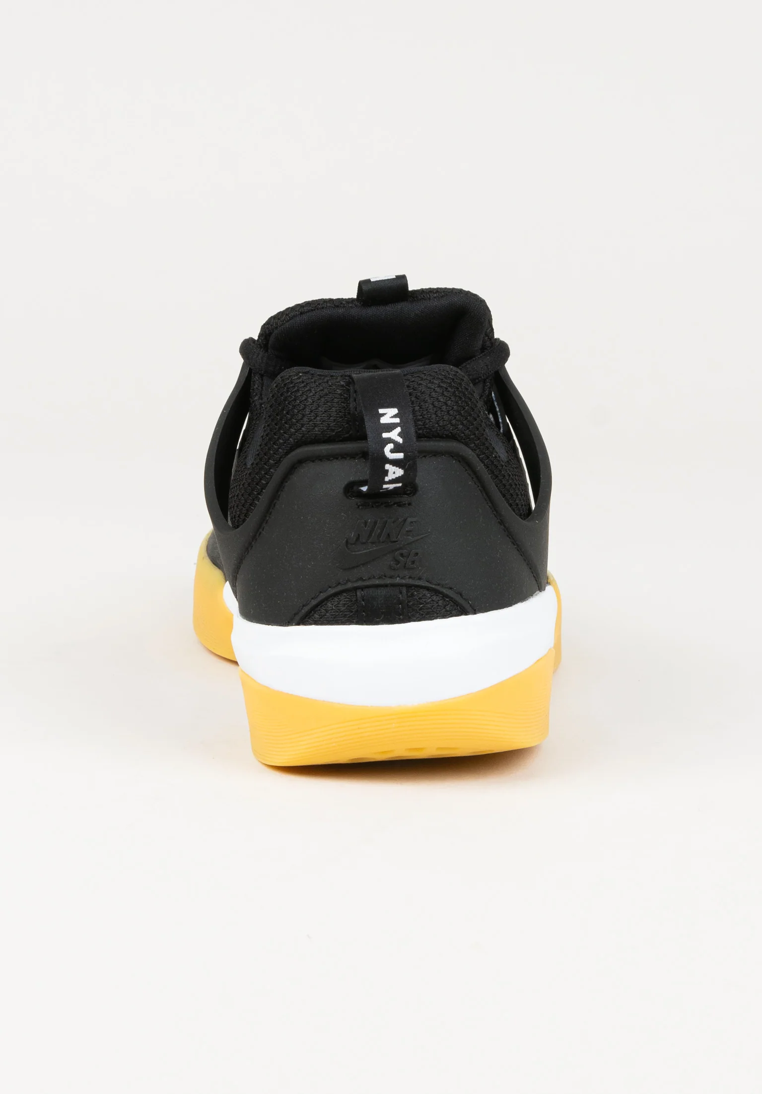 Zoom Nyjah 3