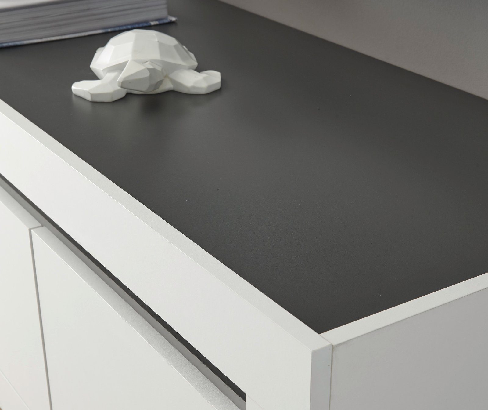 Furn.Design Highboard Rooky (Vitrine in matt weiß mit Anthrazit, 96 x 136 cm), mit viel Stauraum