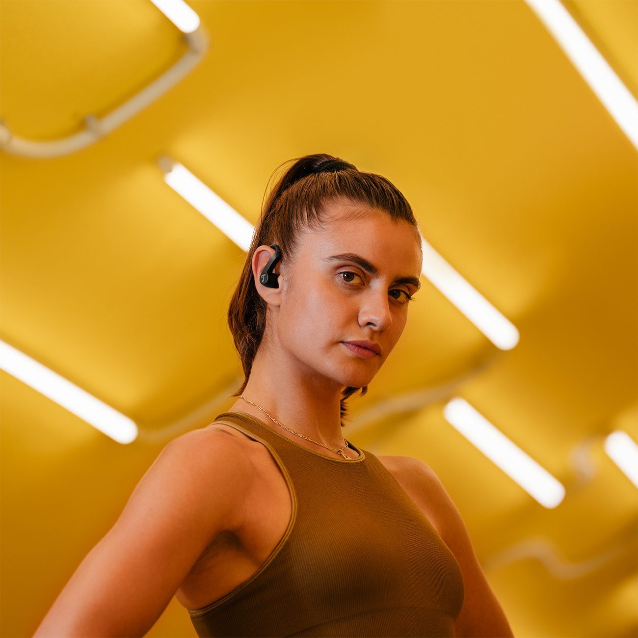 Teufel AIRY SPORTS TWS wireless In-Ear-Kopfhörer (Smarte Touch-Steuerung an der Ohrmuschel für Musiksteuerung, Telefonannahme, Sprachassistent und Lautstärke, Sprühwassergeschützt nach IPX3, resistent gegen Regen, Schmutz und Staub)