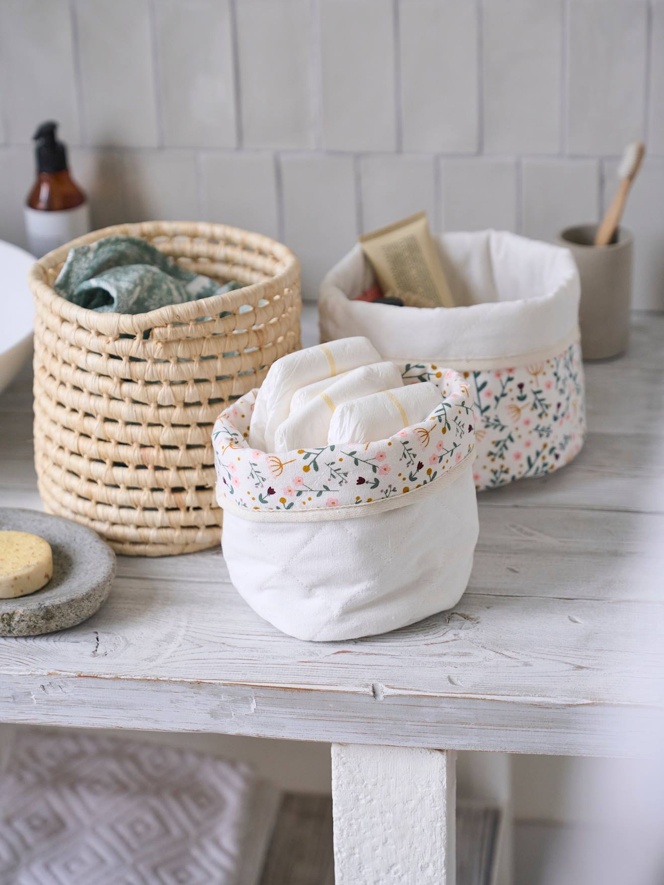 Lot de 2 paniers réversibles FLEURETTES beige