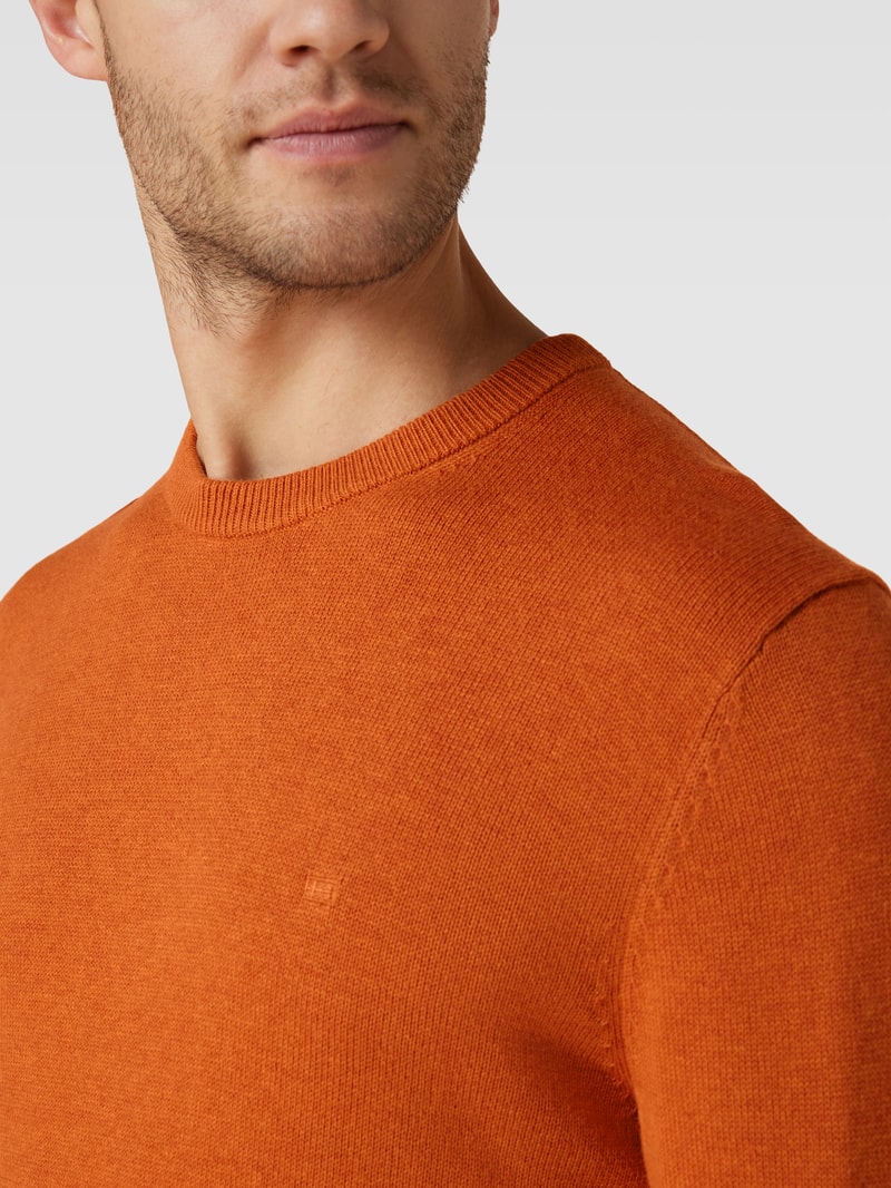 Strickpullover mit Rundhalsausschnitt in dunkel orange meliert