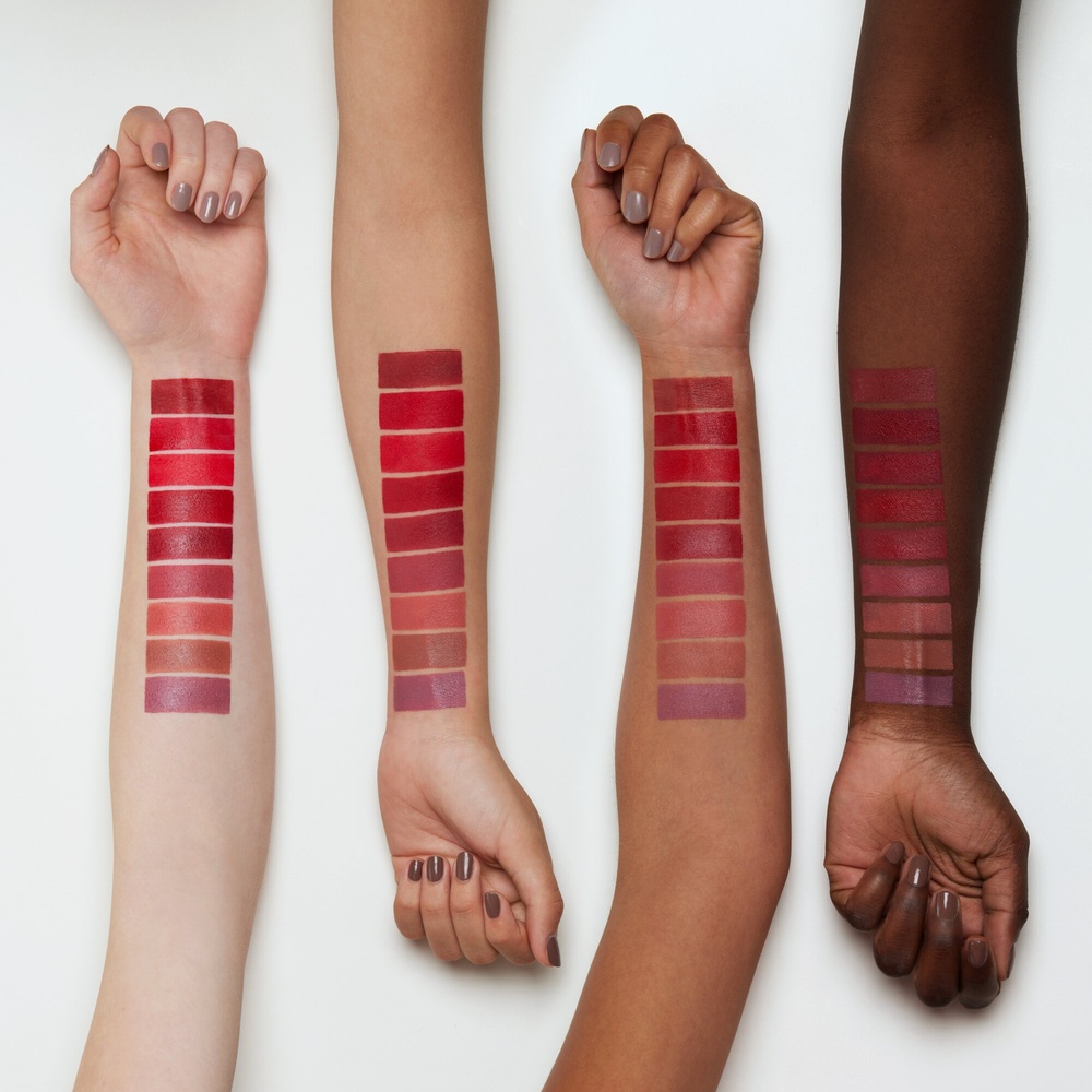 essence hydra MATTE rouge à lèvres en stick résultat mat 410 NUDE MOOD Rouge à Lèvres