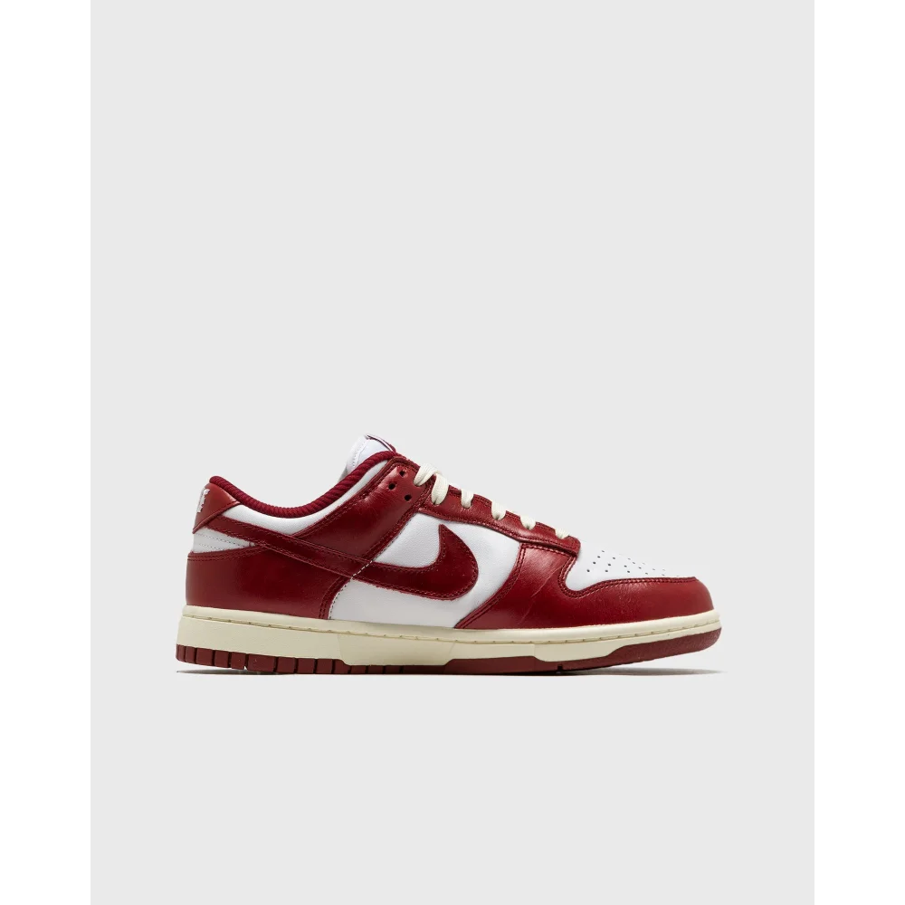 Nike Dunk Low WMNS PRM FJ4555-100 / rot