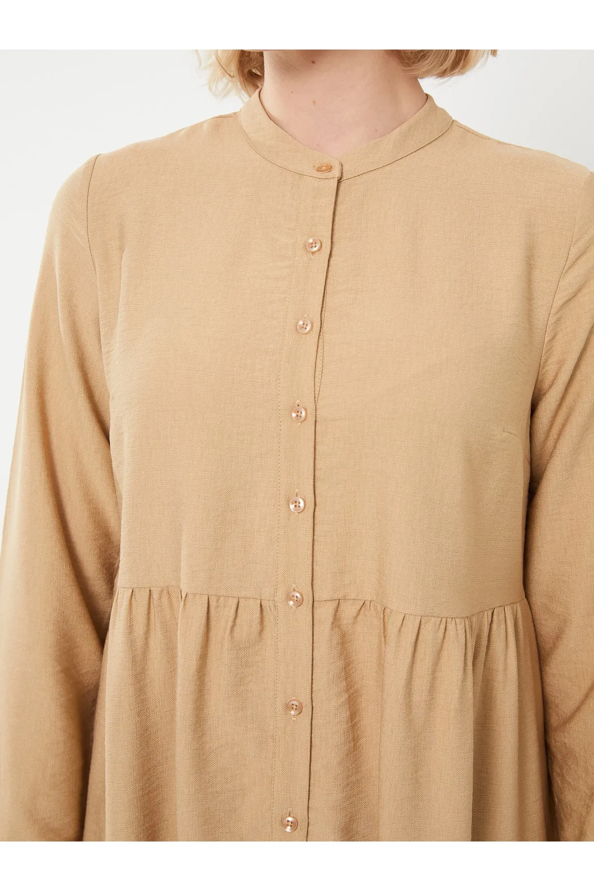 LC Waikiki  Prächtiges, gerades, langärmliges Damenkleid mit Kragen