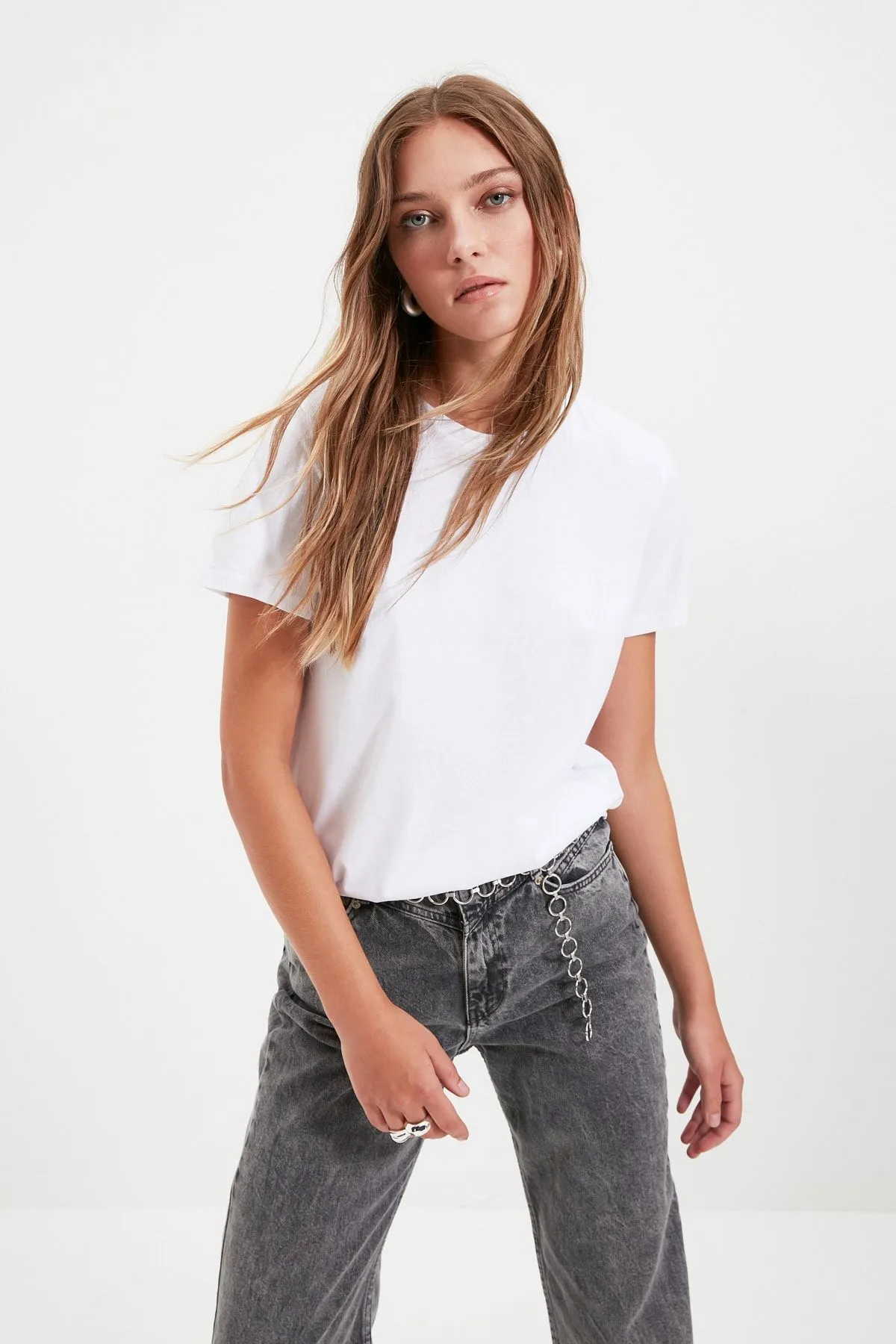 Trendyol Collection  Mehrfarbiges 2er-Pack Strick-T-Shirts aus 100 % Baumwolle, Single-Jersey, Rundhalsausschnitt, TWOSS20TS0141