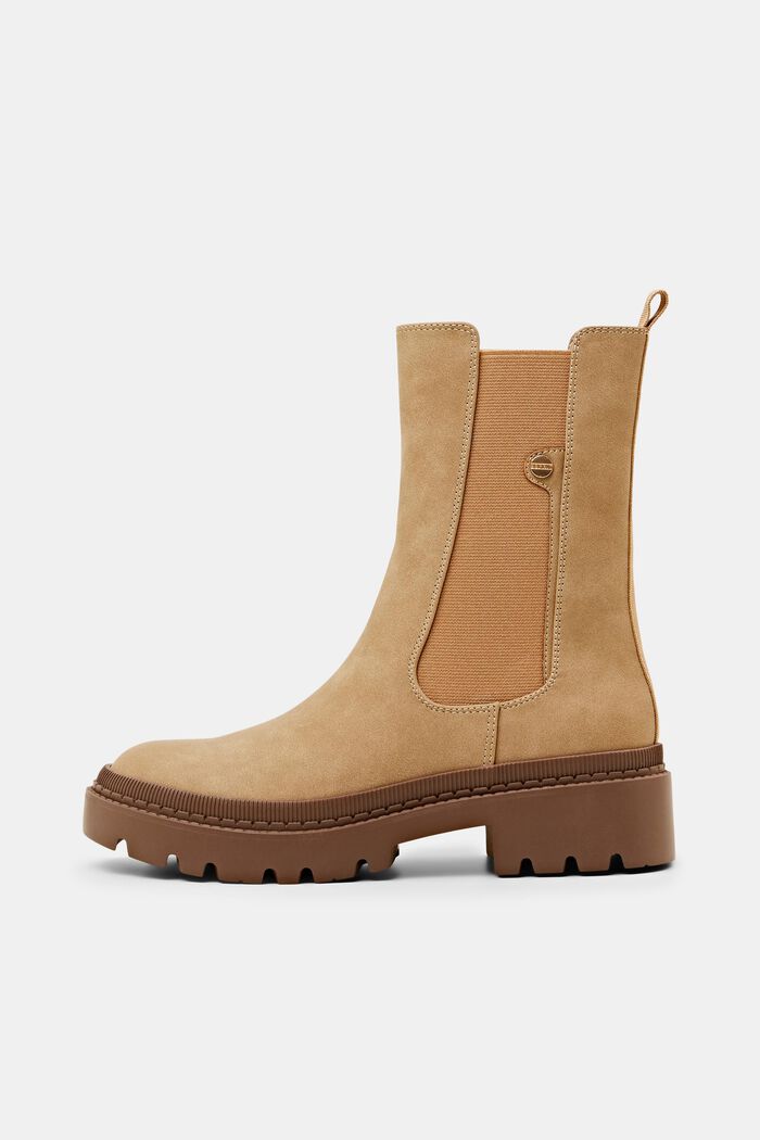 Grobe Boots in Lederoptik
