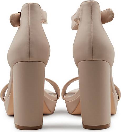 Another A Sandalette