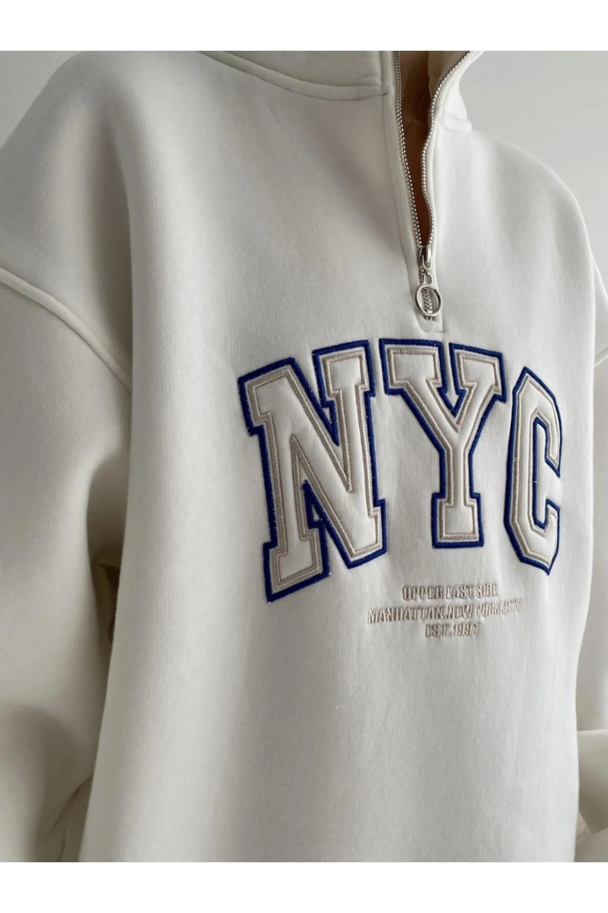 IŞILDA FASHION  NYC BESTICKTES REISSVERSCHLUSS-SWEATSHIRT