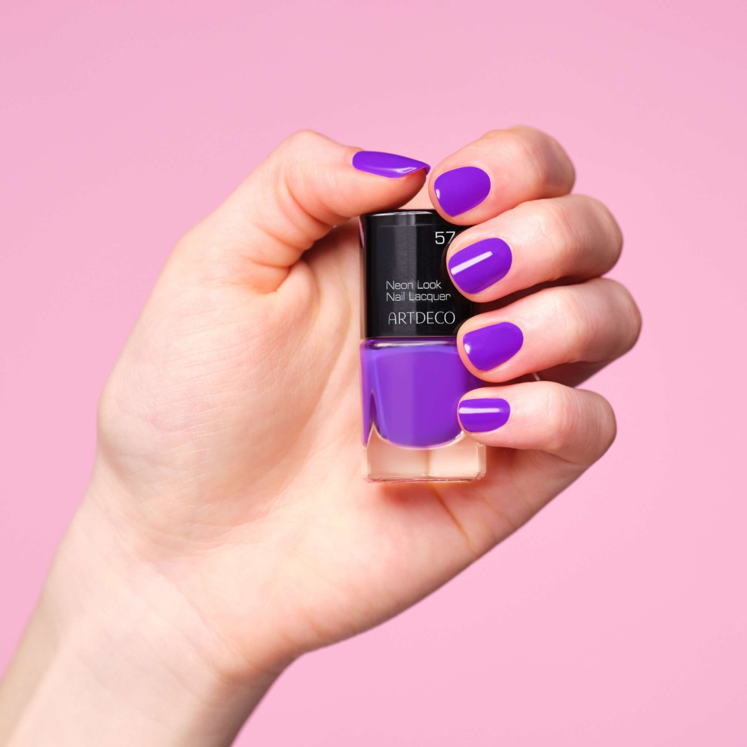 Neon Look Nail Lacquer