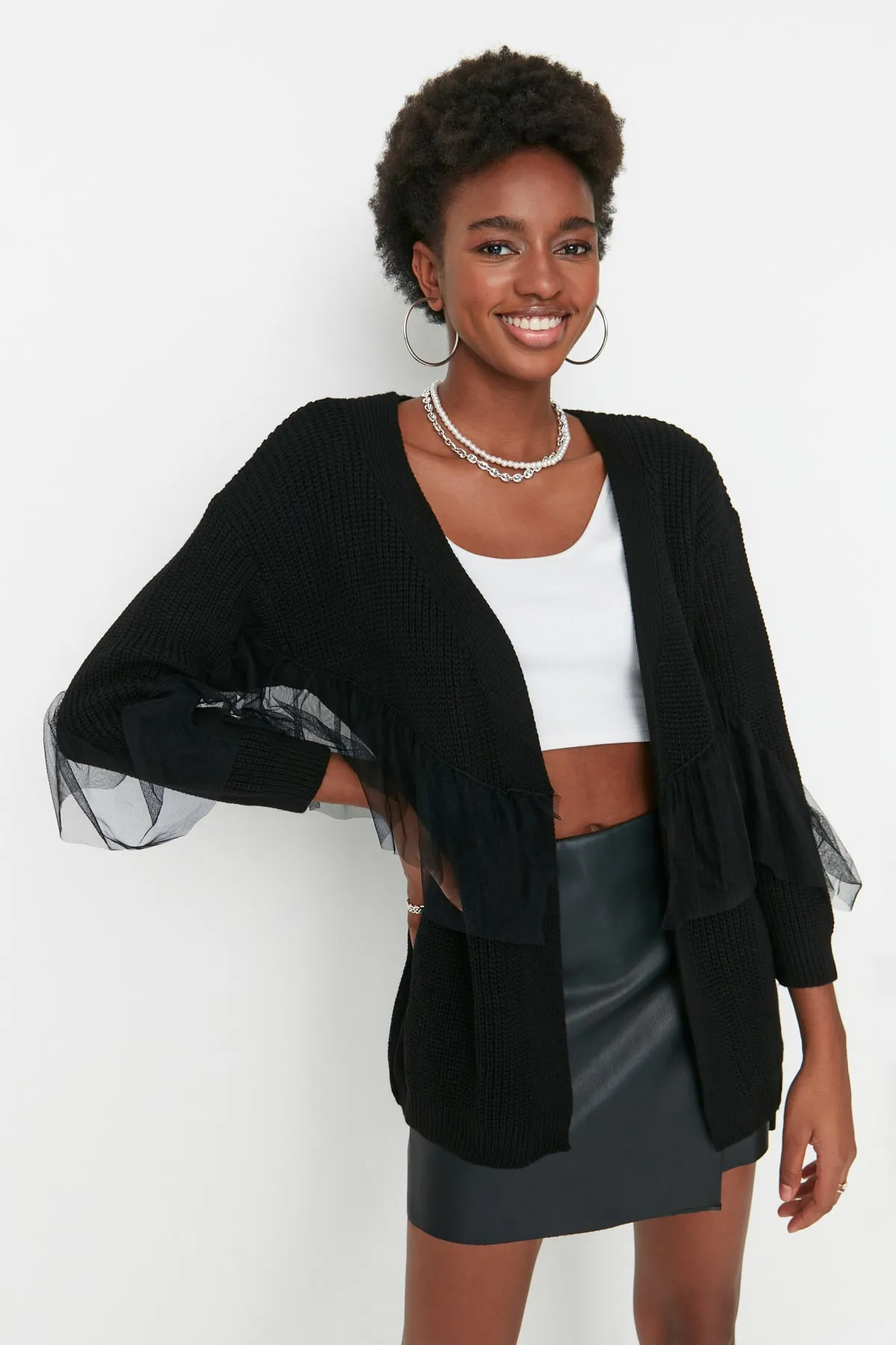 Trendyol Collection  Schwarzer Tüll-Strick-Cardigan TWOAW20FV0048