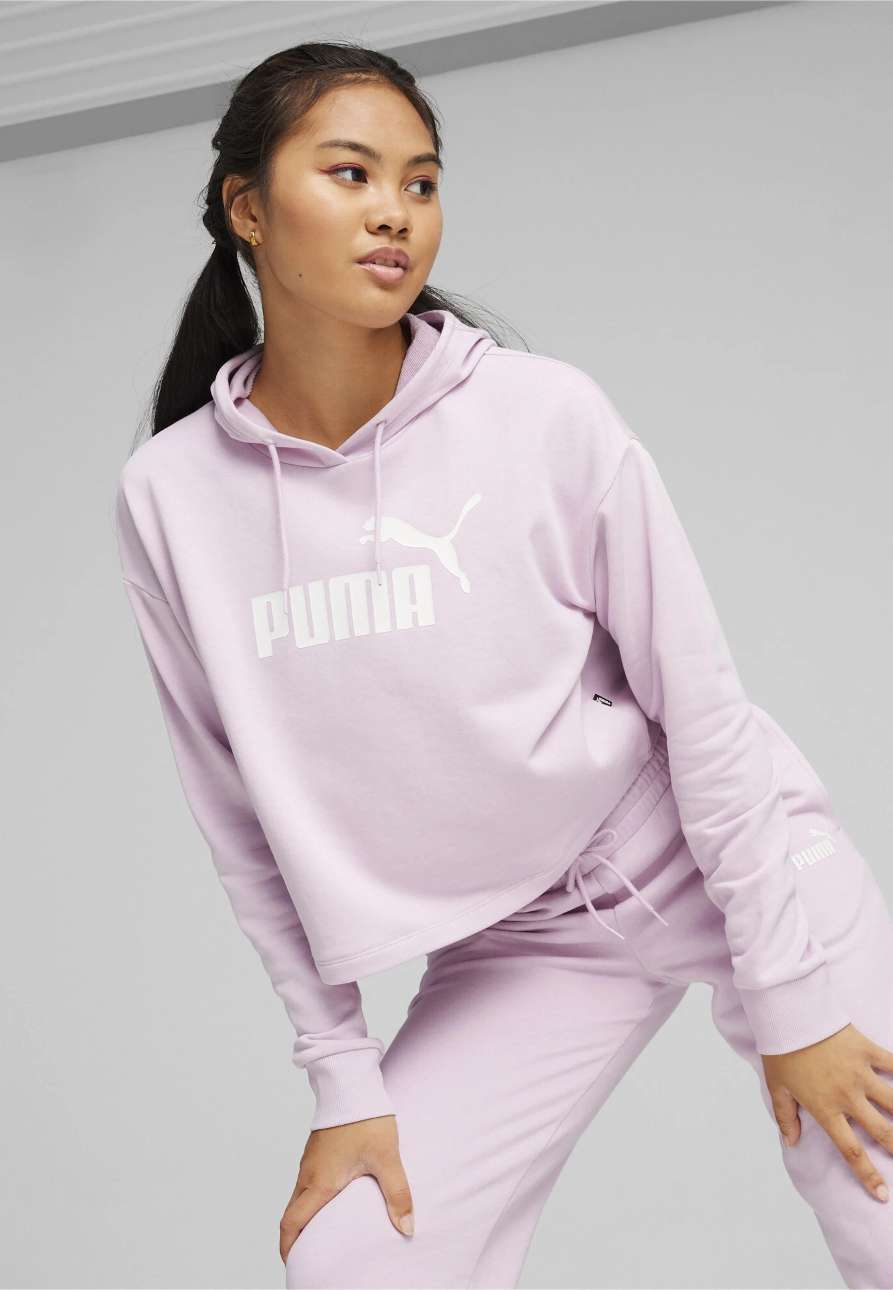 Sudadera corta con logo Puma Essentials