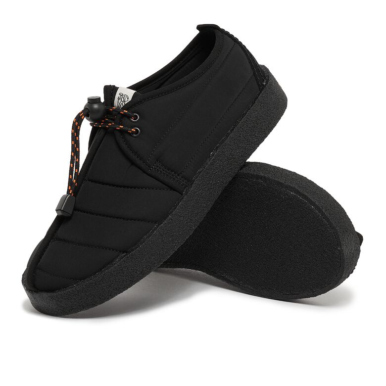 Clarks Trek Cup black quilted