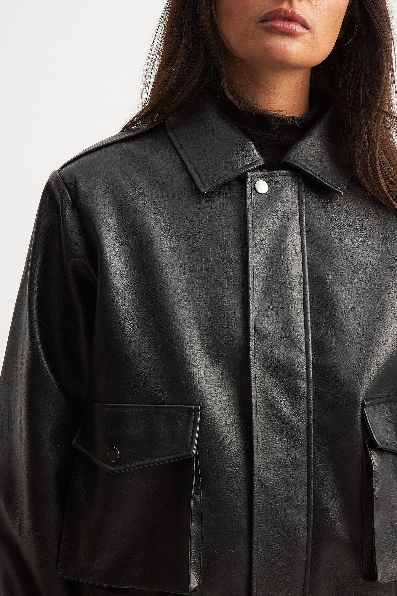 Oversized-Jacke aus PU mit Taschendetail